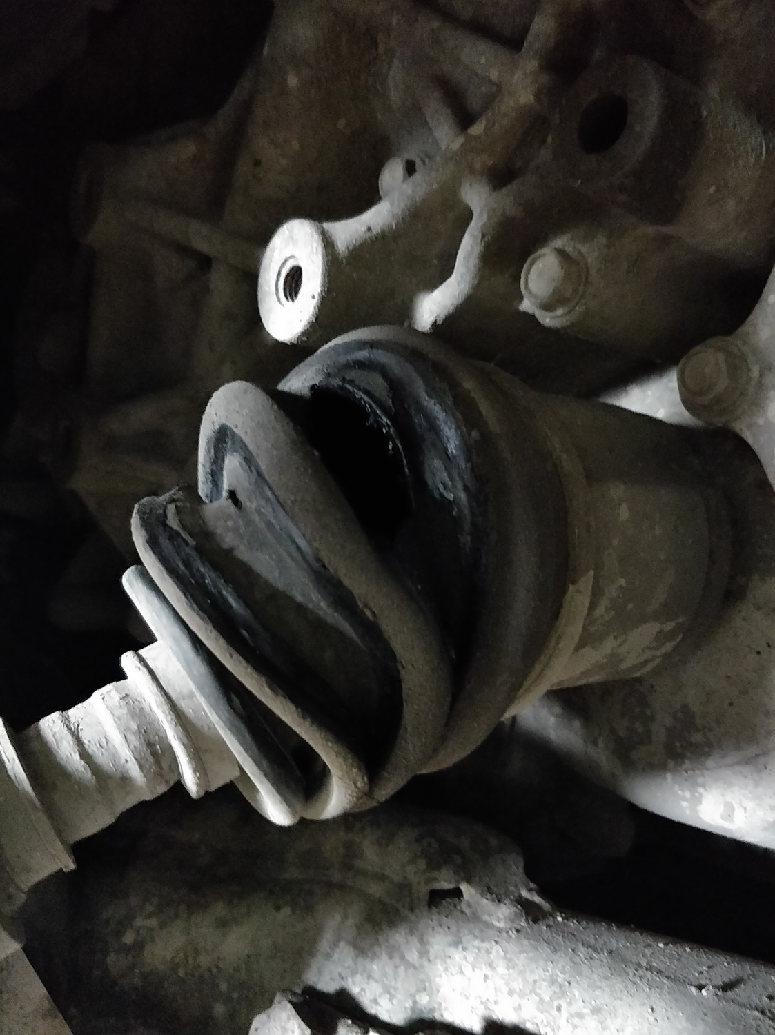 Замена пыльника ШРУСа 